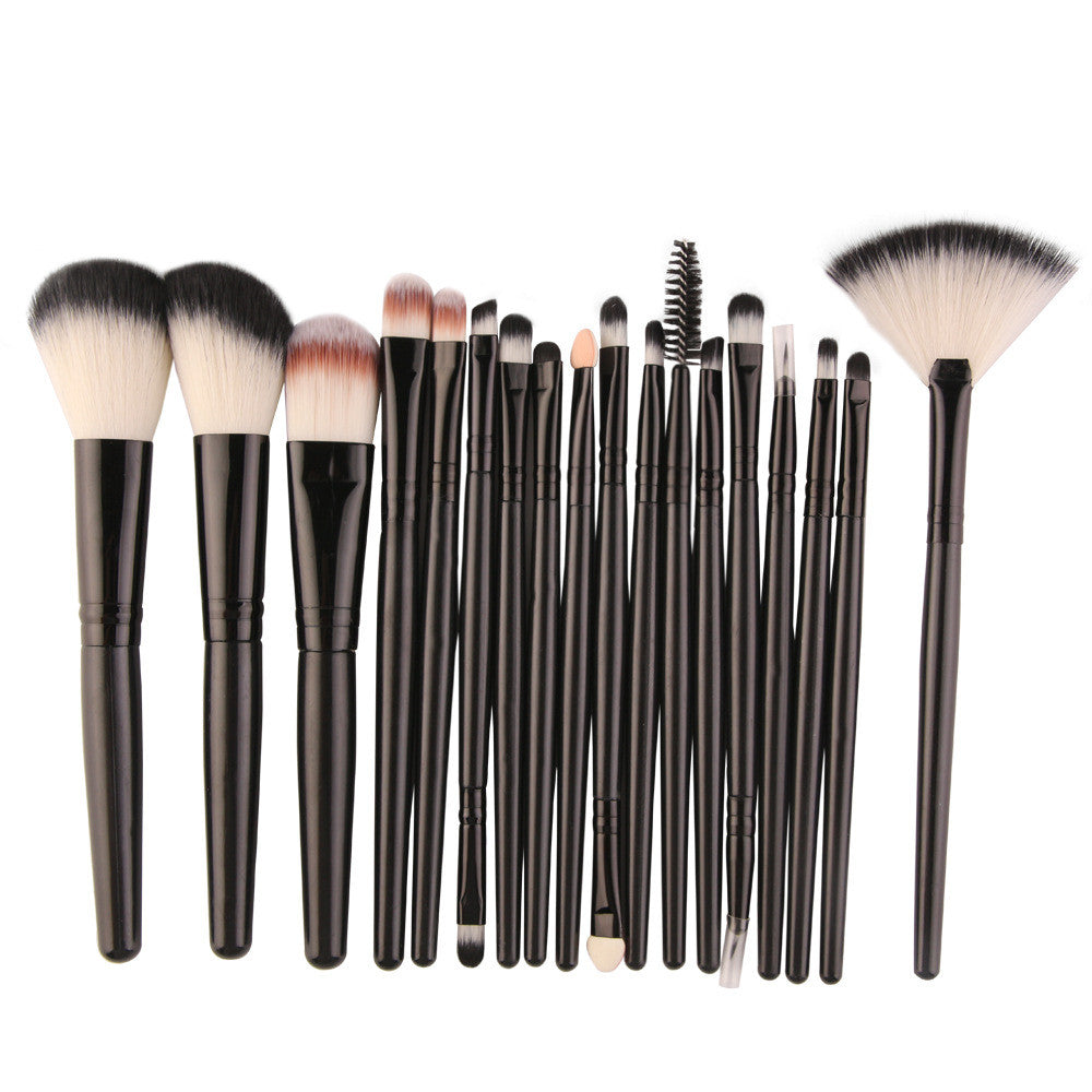 Brushes Set - 18 Pieces