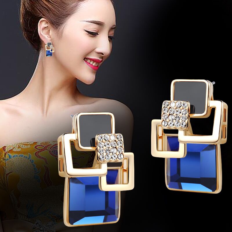 Popular square crystal earrings