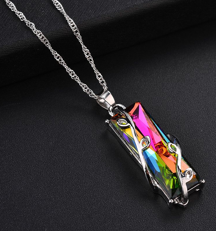 Leaf square stained glass crystal crystal necklace