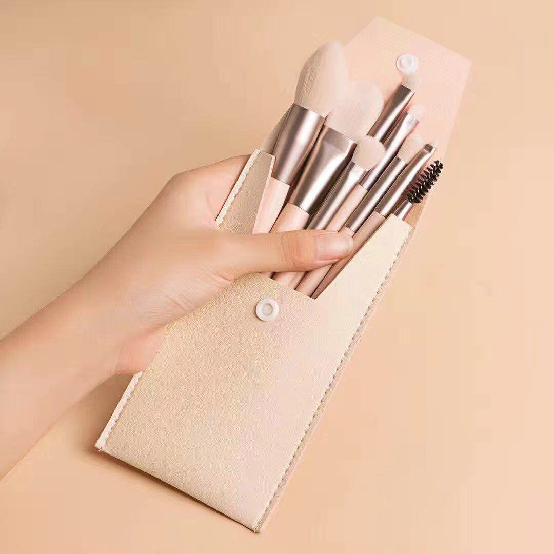 Travel Portable 8 Mini Makeup Brush Beauty Set