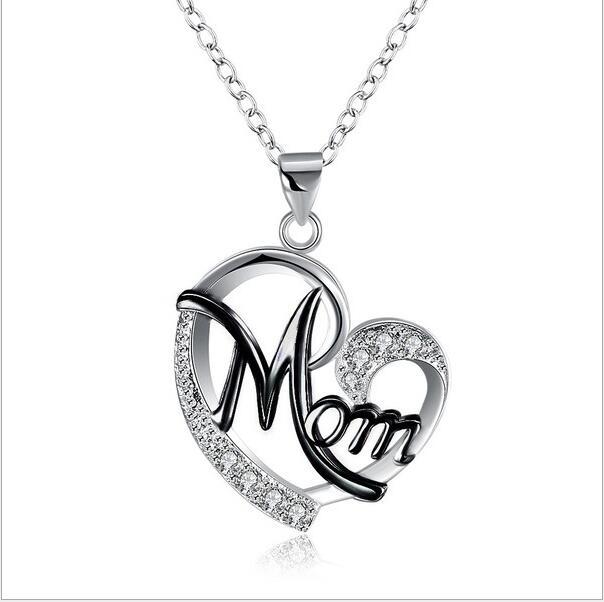 European And American Women's Necklaces Mom Color Separation Heart-shaped Diamonds Wish Explosive Mother' Day Gifts Across The Border