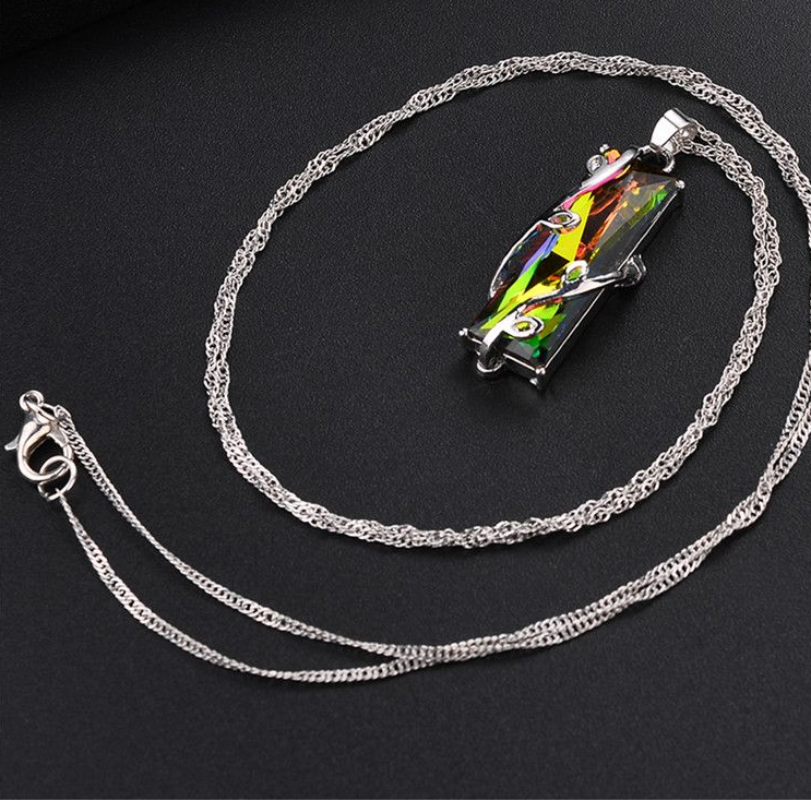 Leaf square stained glass crystal crystal necklace